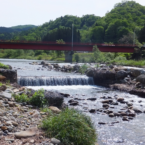 *川のせせらぎに癒されます