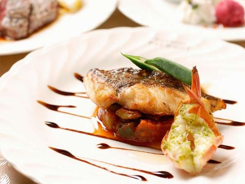【2連泊で3食付！】初日のご到着は17:00〜★朝食２回・夕食１回プラン