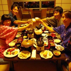 浴衣、夜景、お部屋食に乾杯！