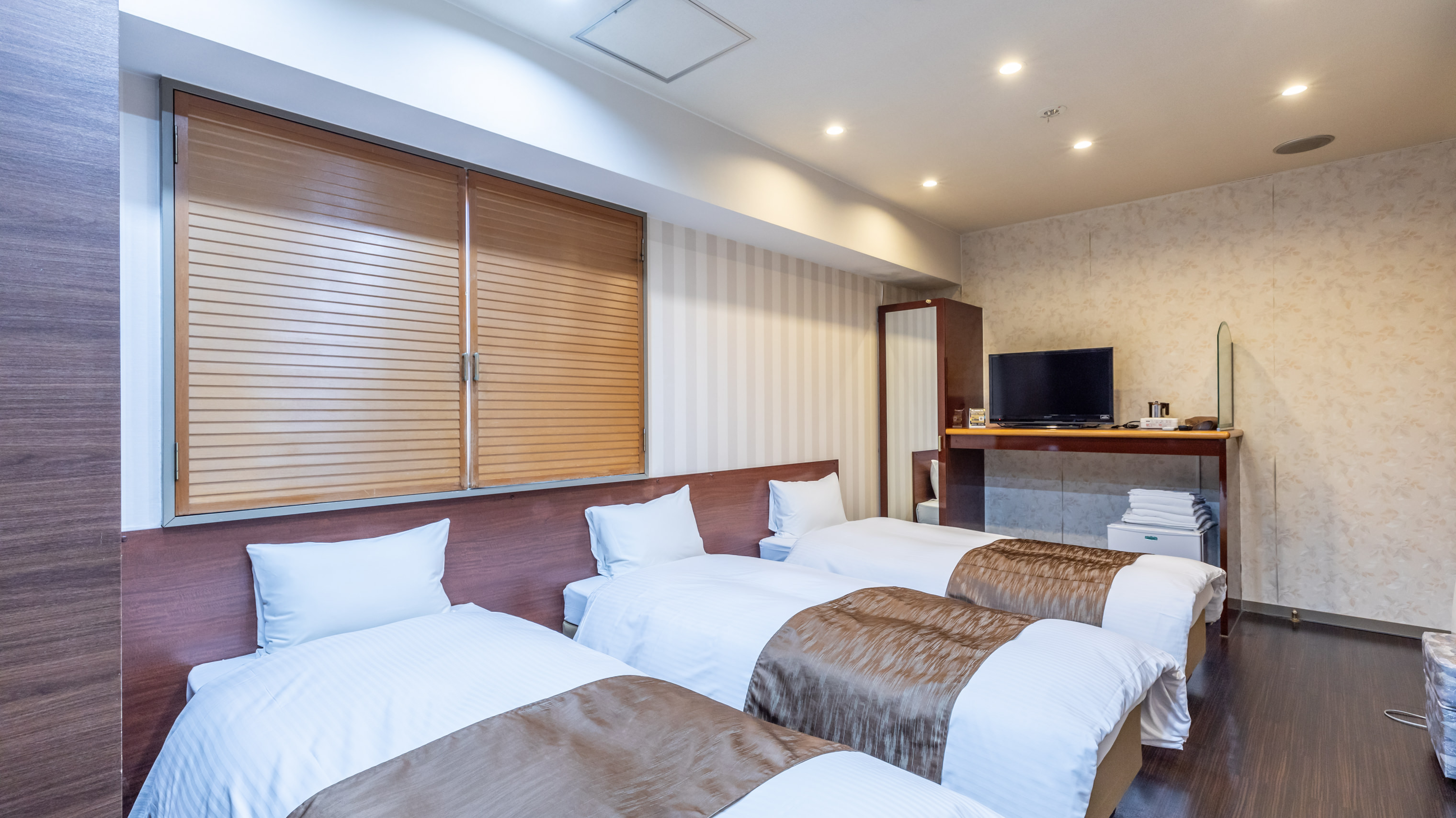 トリプルルーム