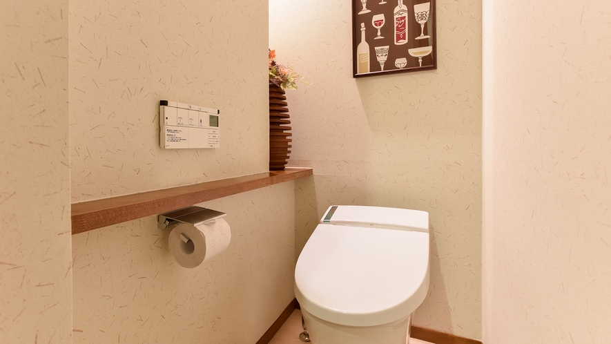 *［龍燈／2層式メゾネット客室一例］洗浄機能付トイレ