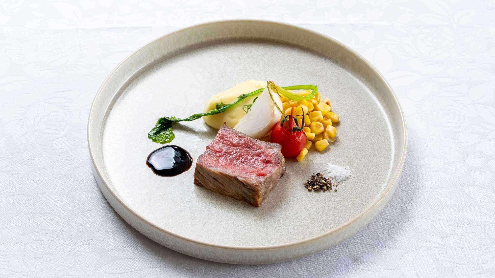【最上級】料理長厳選の旬魚とブランド牛の饗宴を♪Ｗメインのプレミアムコース《ステッラ》1泊2食