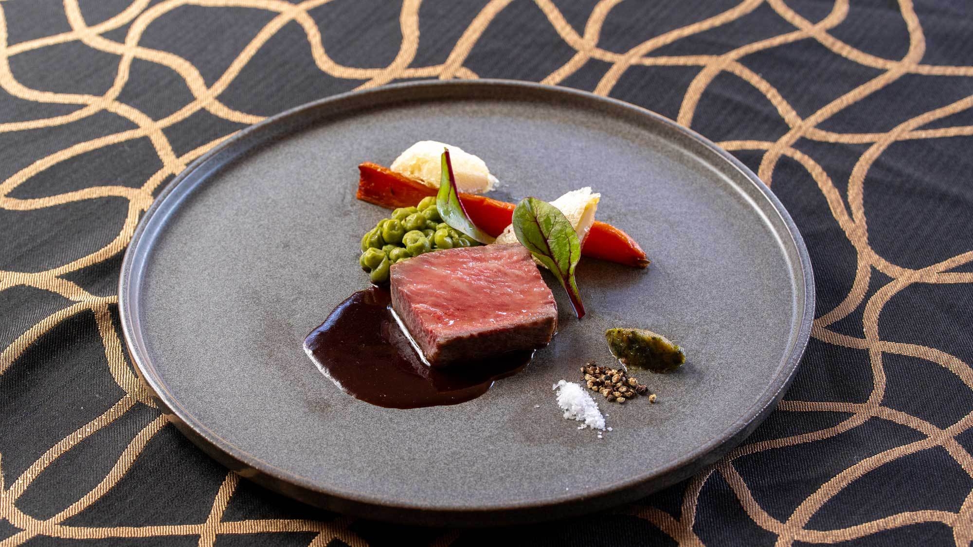 【最上級】料理長厳選の旬魚とブランド牛の饗宴を♪Ｗメインのプレミアムコース《ステッラ》1泊2食