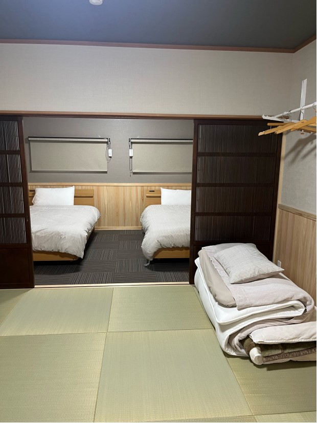 【禁煙】和洋室四人部屋（バス・トイレ共用）