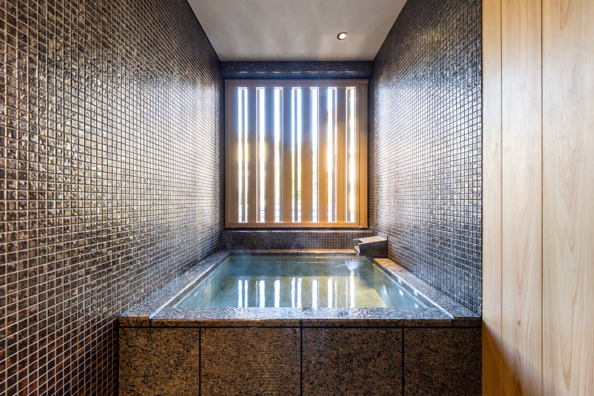 半露天風呂付ハイグレードダブル