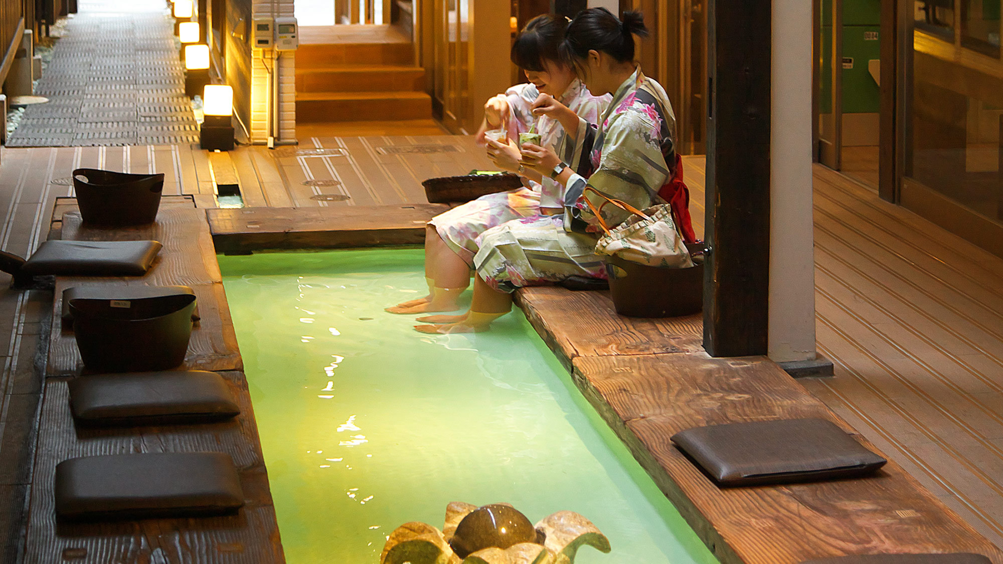 《足湯カフェでワンドリンクの特典付》カップル・女子旅にもおすすめ♪【北関東魅力プラン】【素泊まり】