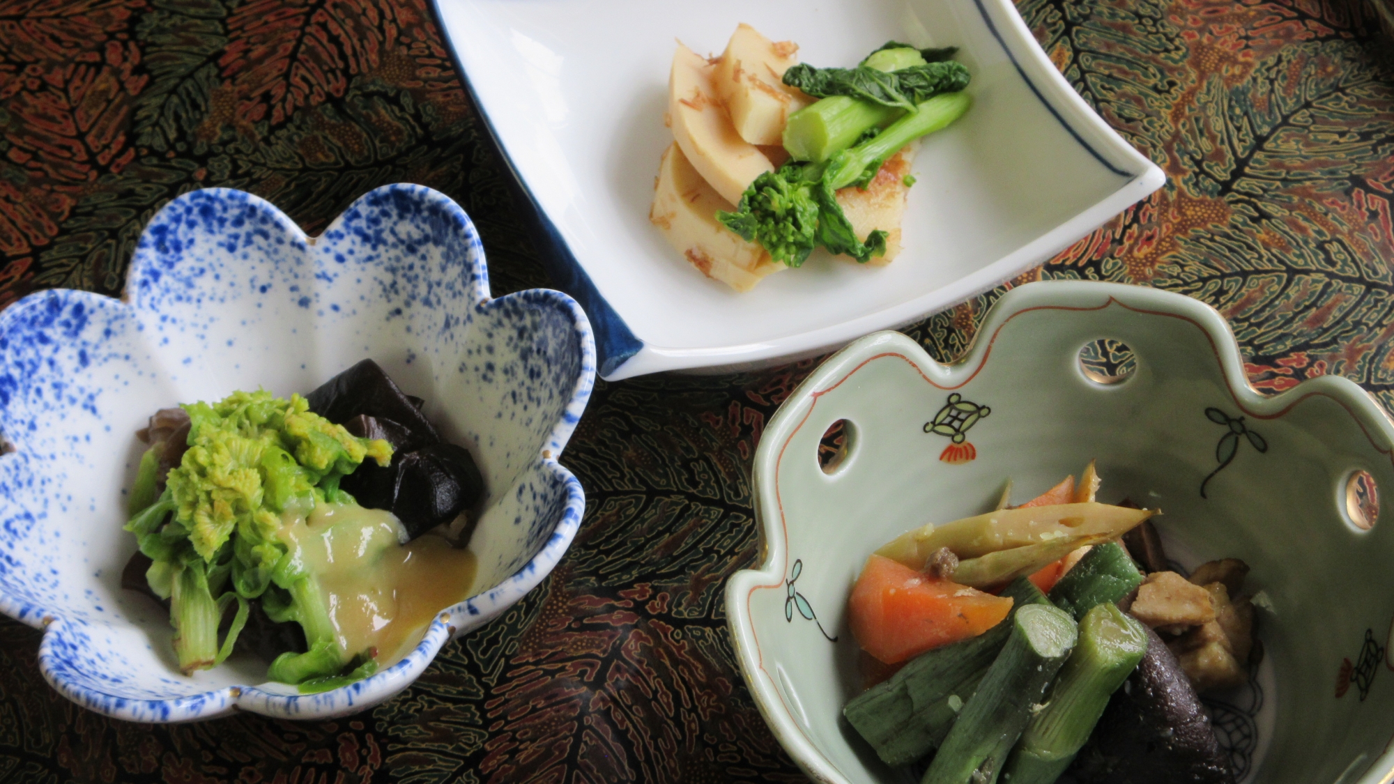 *季節の山菜をご用意いたします！