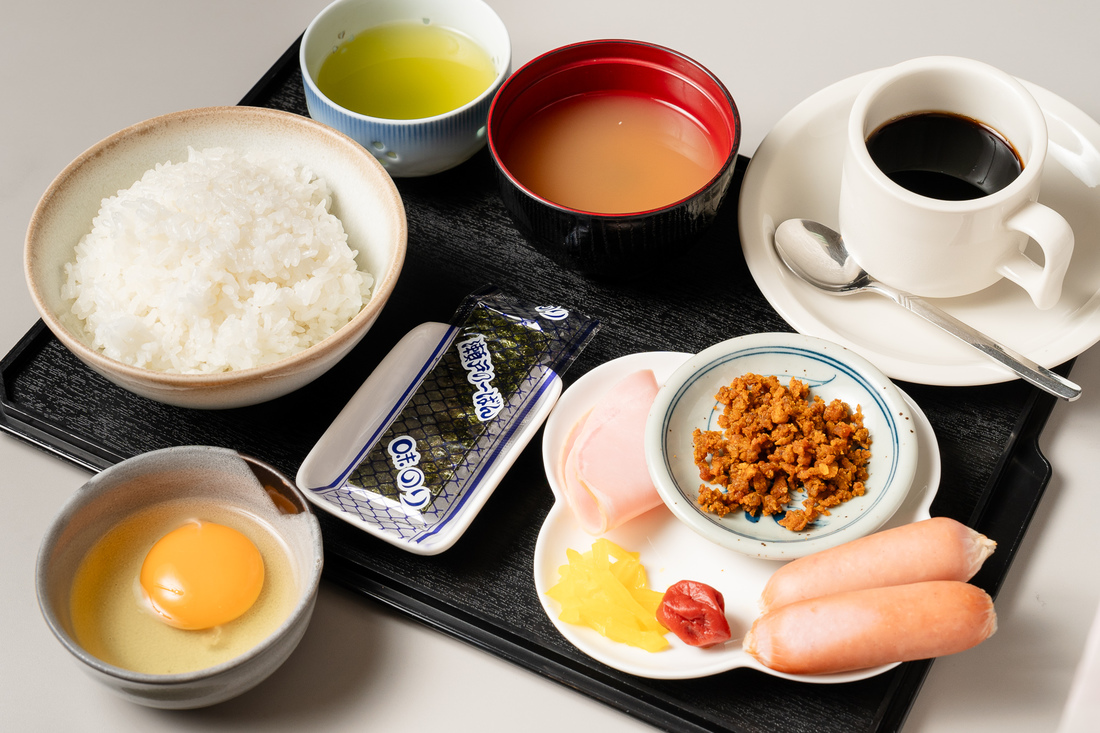 【和朝食付きプラン】朝はやっぱり和食でスタート！【Wi-Fi利用無料！駐車場無料】