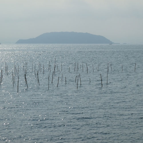 【景色】海側のお部屋からは穏やかな有明海が望めます