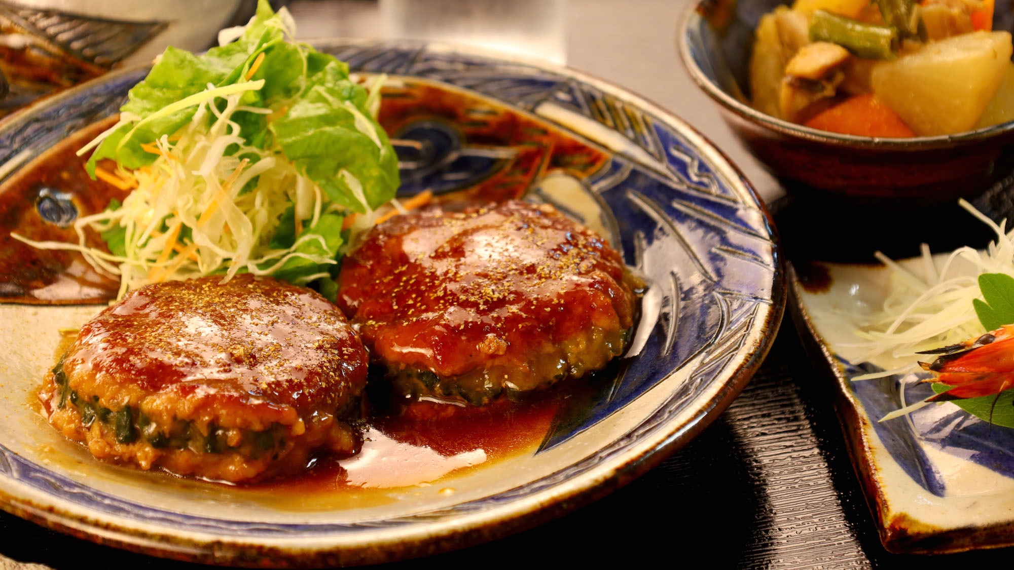 【連泊・２食付】2連泊以上がお得！一皿一皿を楽しむ竹富島ごはんと民宿時間