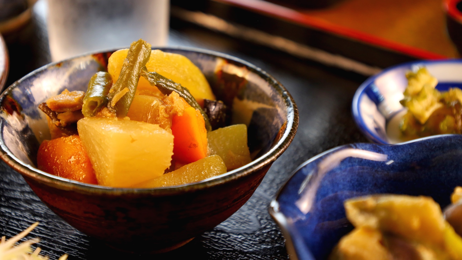 【１人旅・夕食のみ】また食べたくなる島ごはん！料理も楽しむ一人旅