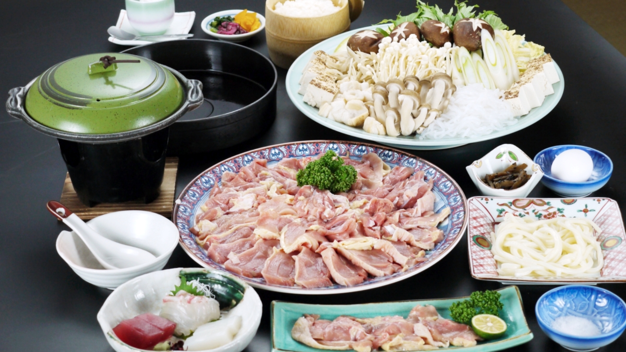 *【鶏すき焼き】兵庫県の推奨ブランド「播州百日どり」を使用したすき焼き♪