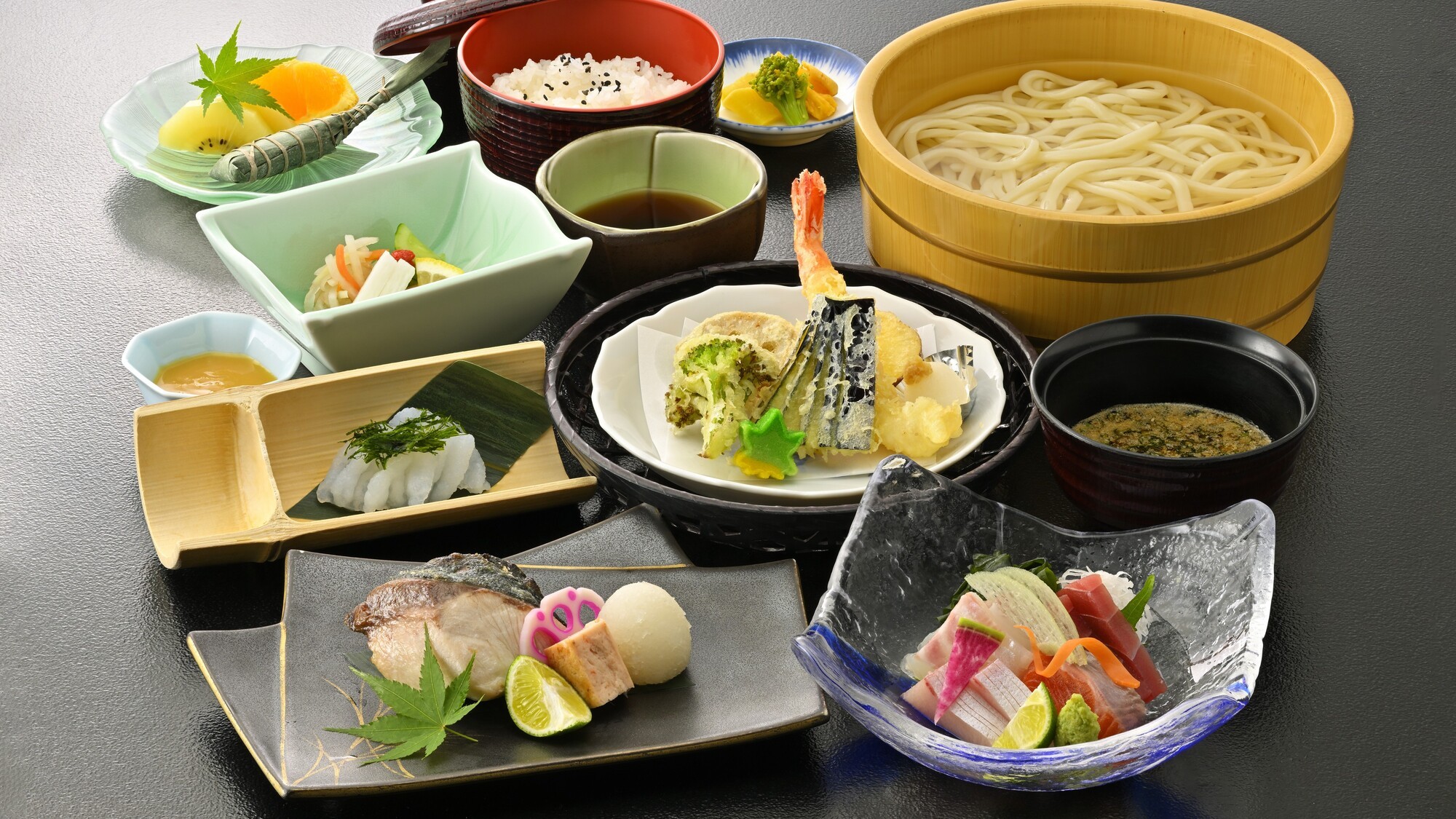 女将おまかせ　夕食イメージ画像（たらいうどん）