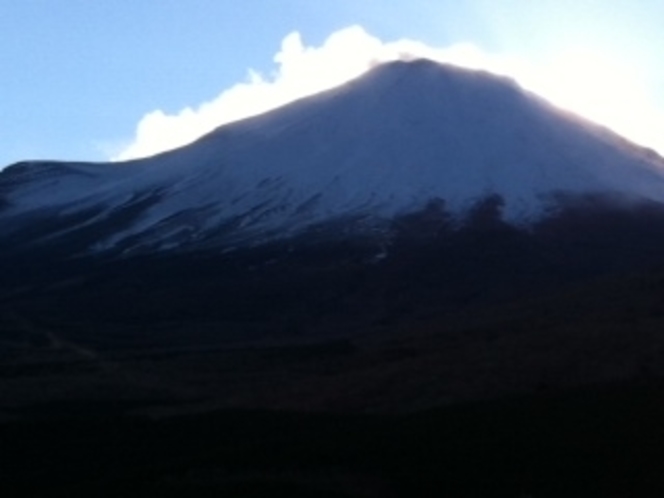 夕焼けの富士山