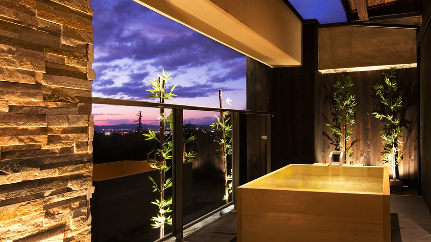 スイートルーム　はなれ「松島閣」月の間露天風呂のイメージ♪