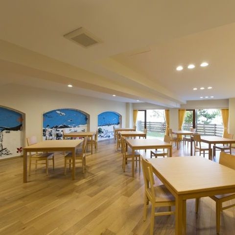 【大切なワンちゃんと一緒】ご夕食も家族で〜ペットレストラン“ウィズ”（夕食：ウィズ/朝食：ブッフェ）