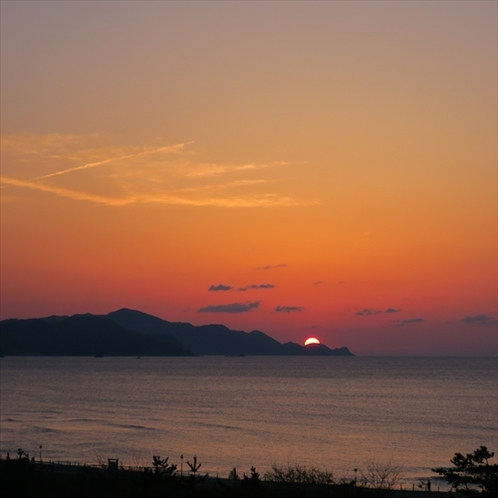 【景色】館から見る夕日　３月