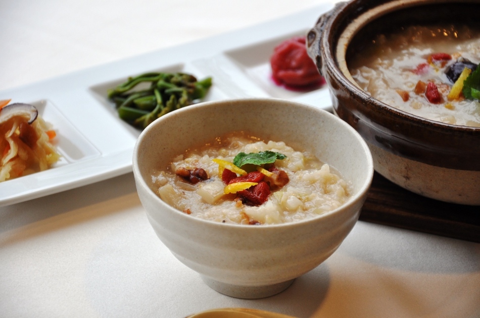 【朝食付】良い朝は良い朝ご飯から…ヘルシーな『薬膳朝食』で朝から元気いっぱい！