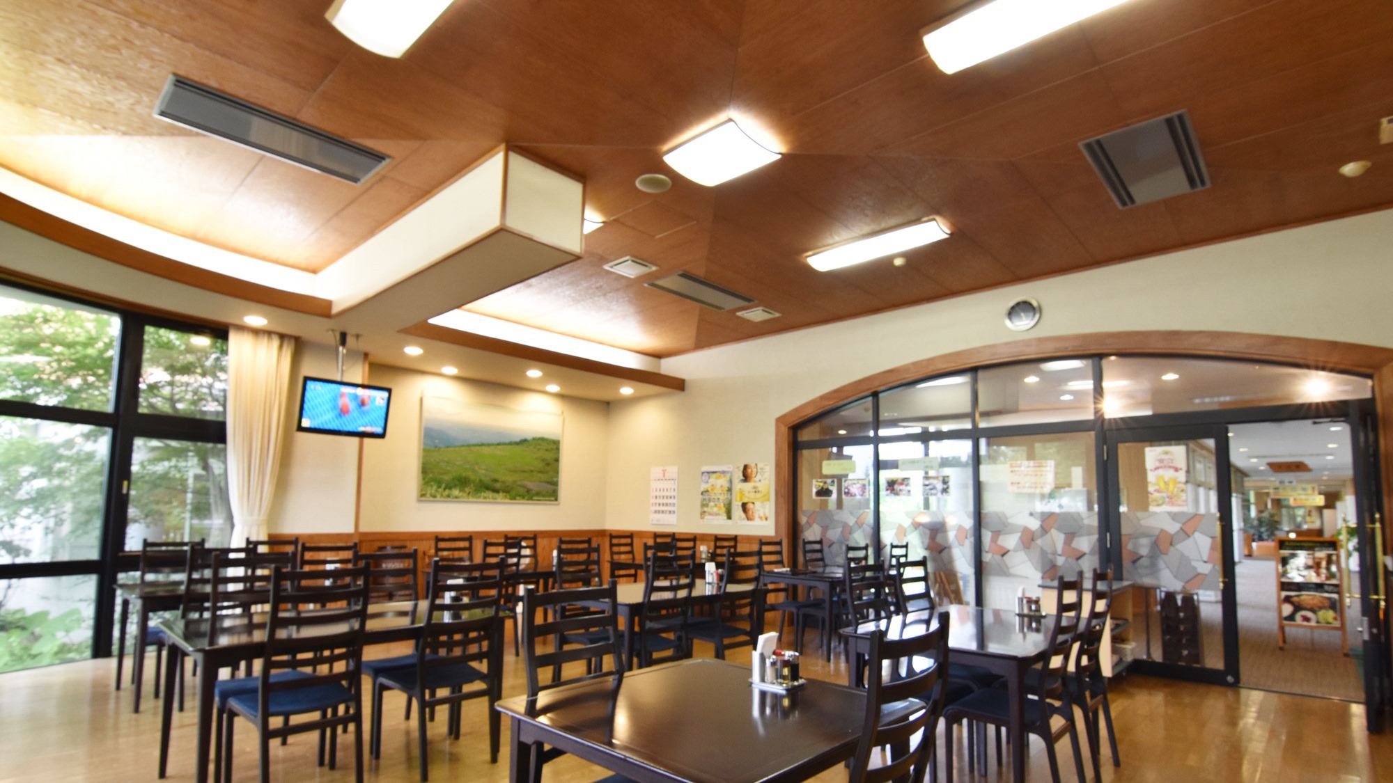 【秋田得旅】【大館新米きりたんぽ鍋】本場秋田でグランプリ連続受賞！秋田郷土料理と温泉満喫！2食プラン