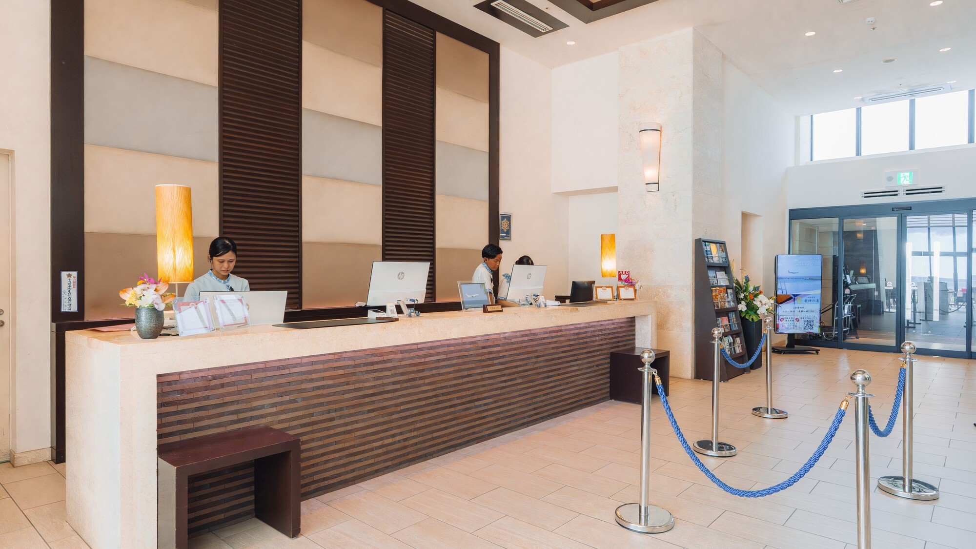 ようこそ、瀬長島ホテルへ