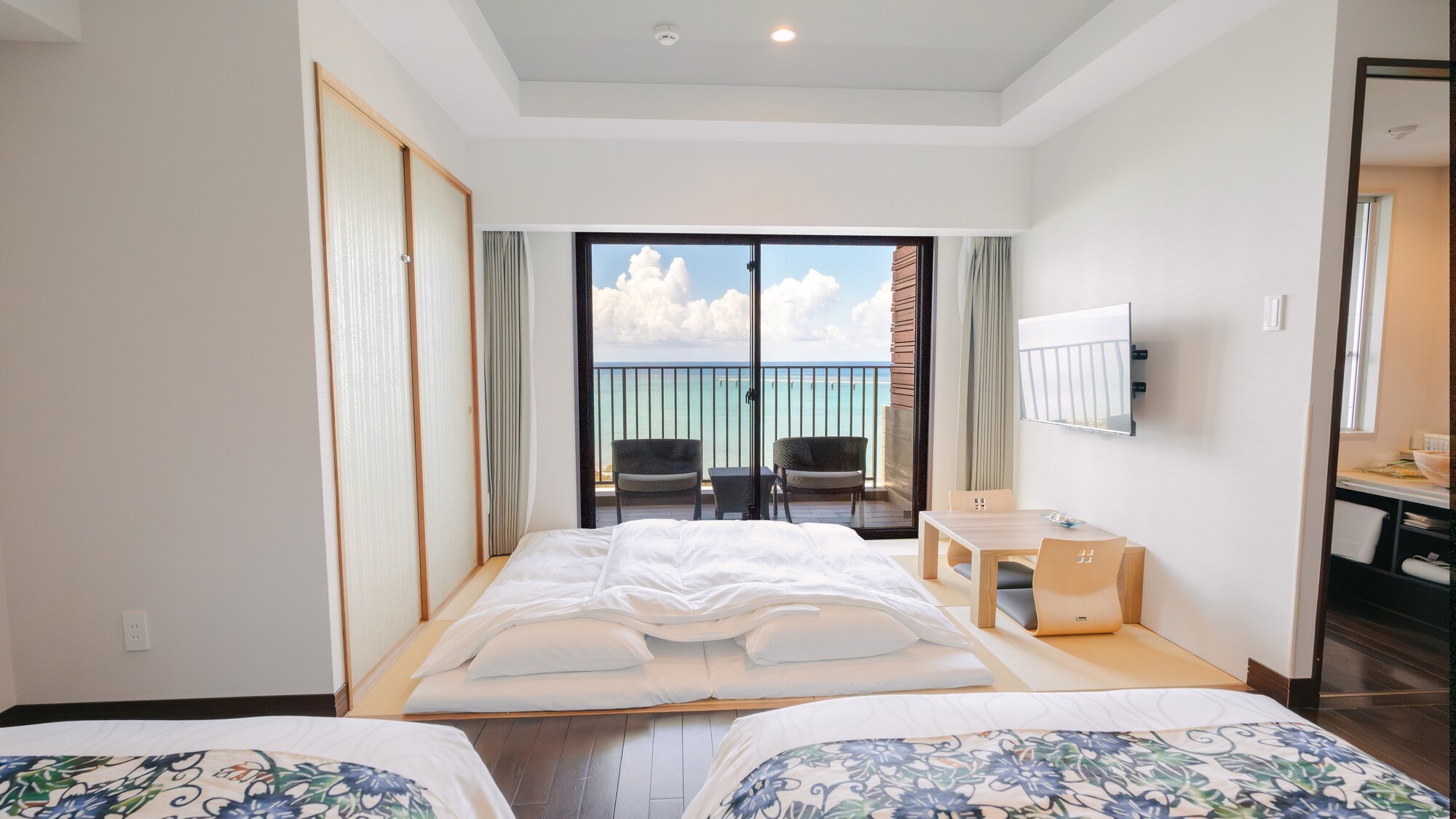 和室のお布団には「エアウィーヴ 四季布団」を採用