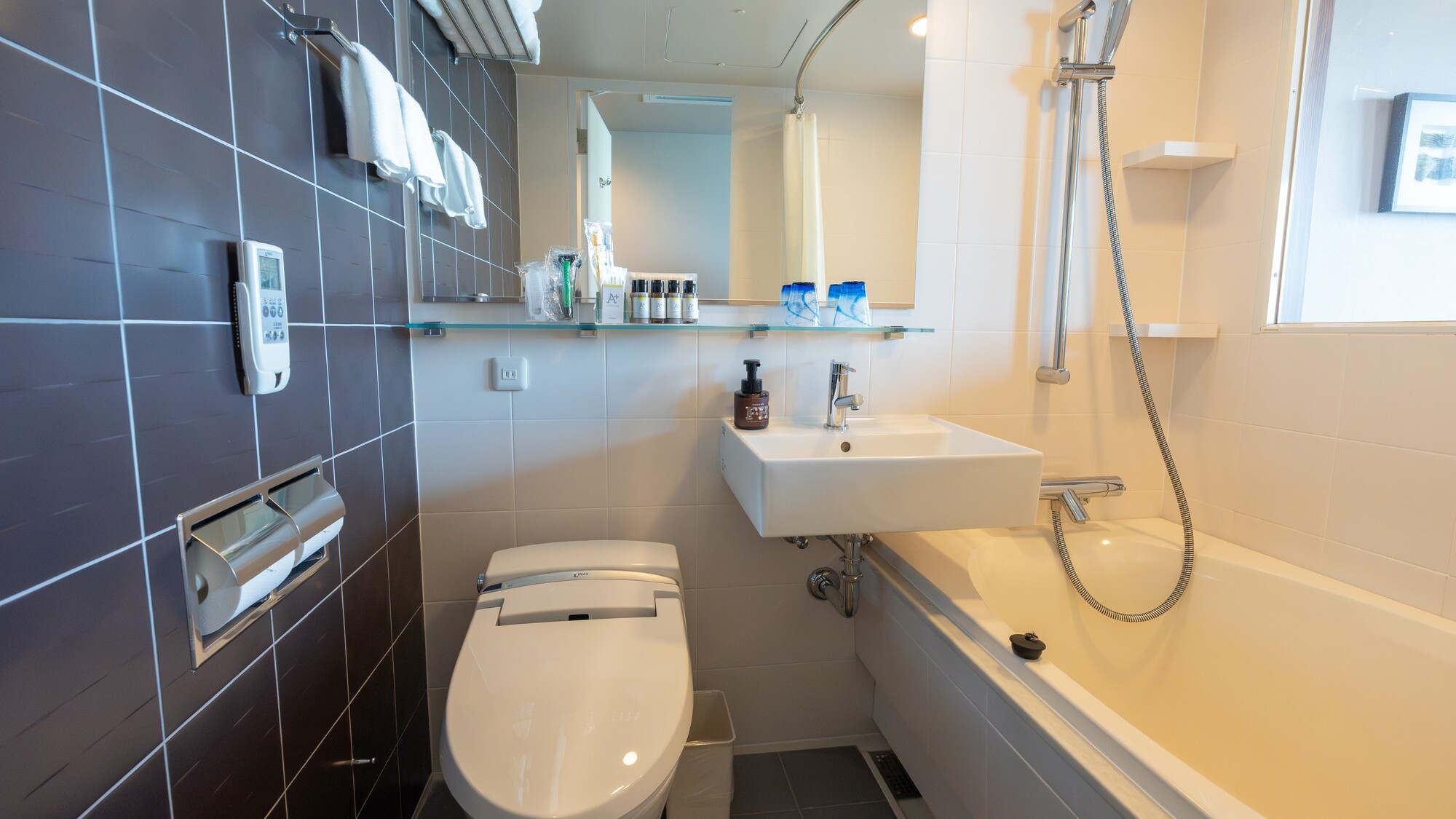 清潔感のある空間で快適なバスタイムをお過ごしいただけます