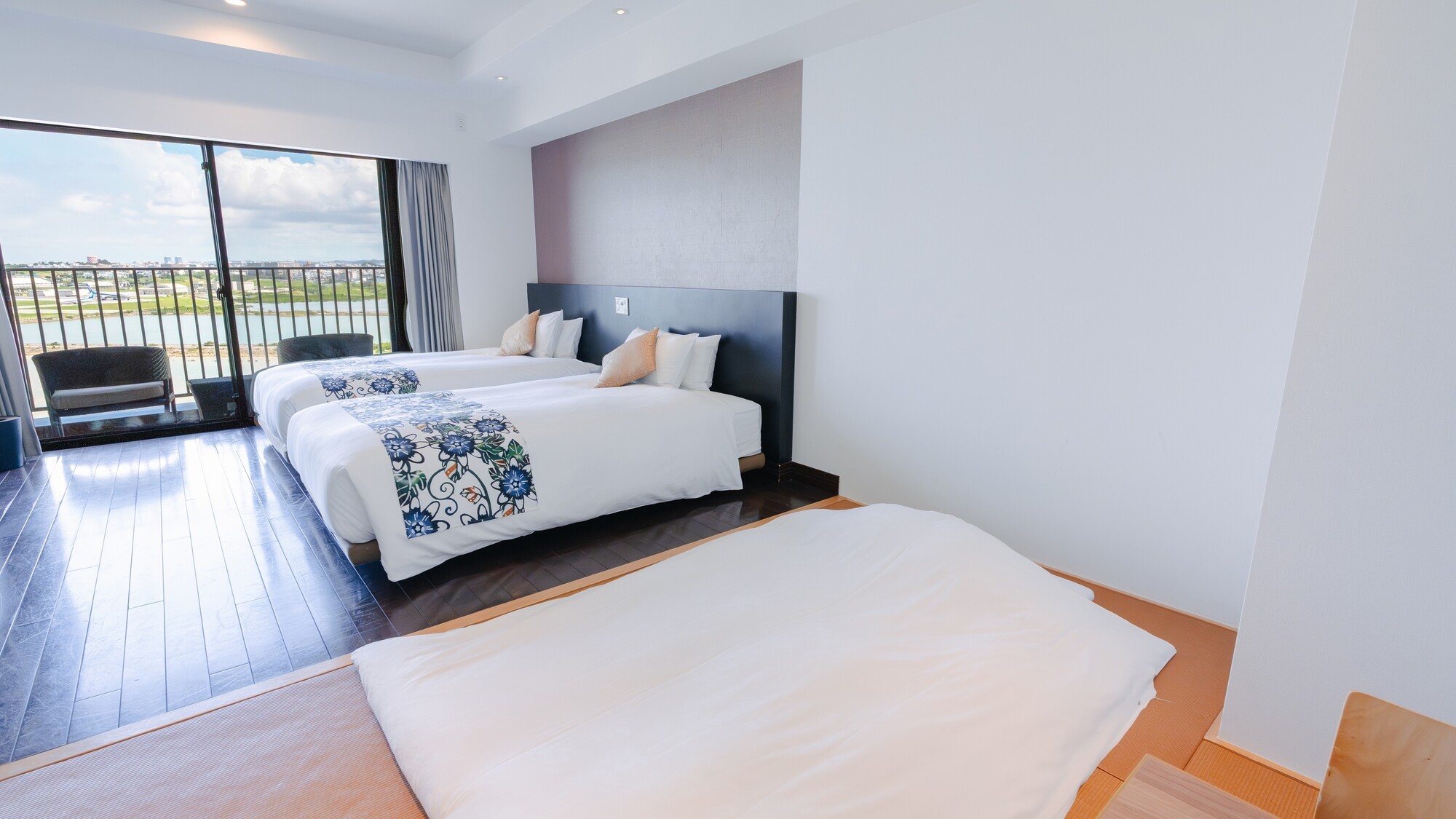 3名様以上は畳に「エアウィーヴ敷布団」をご用意