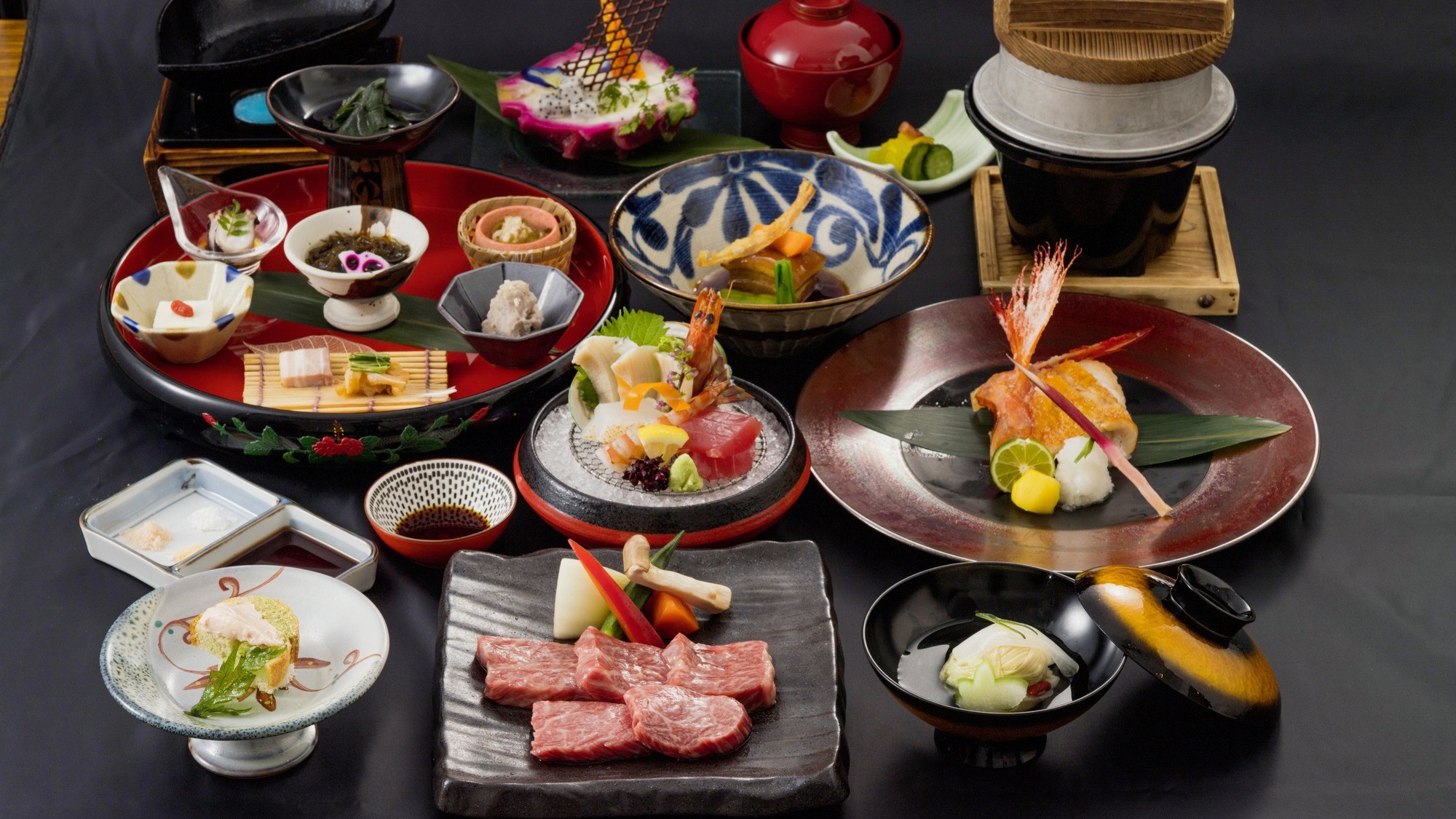 和琉創作料理　瀬長島コース　13,000円