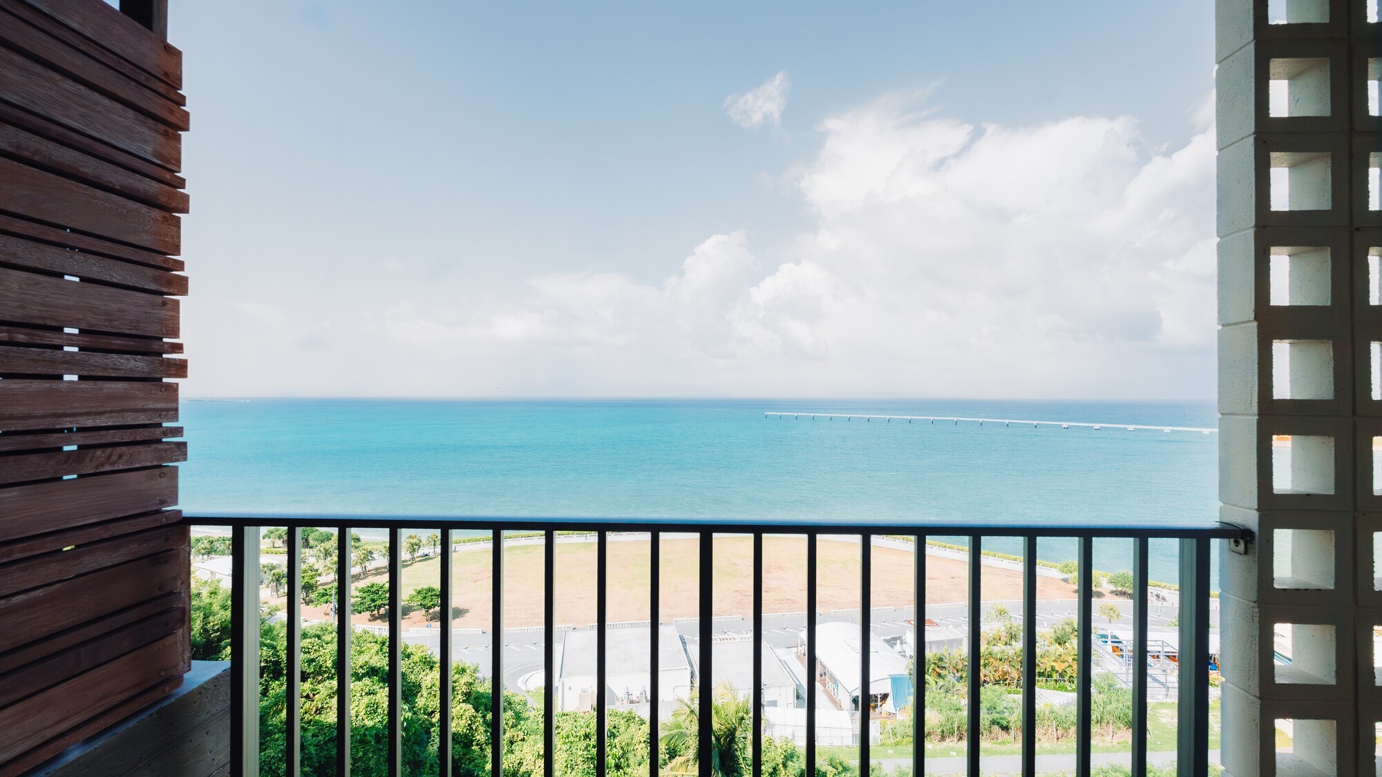 刻々と変わる海の表情をお楽しみください