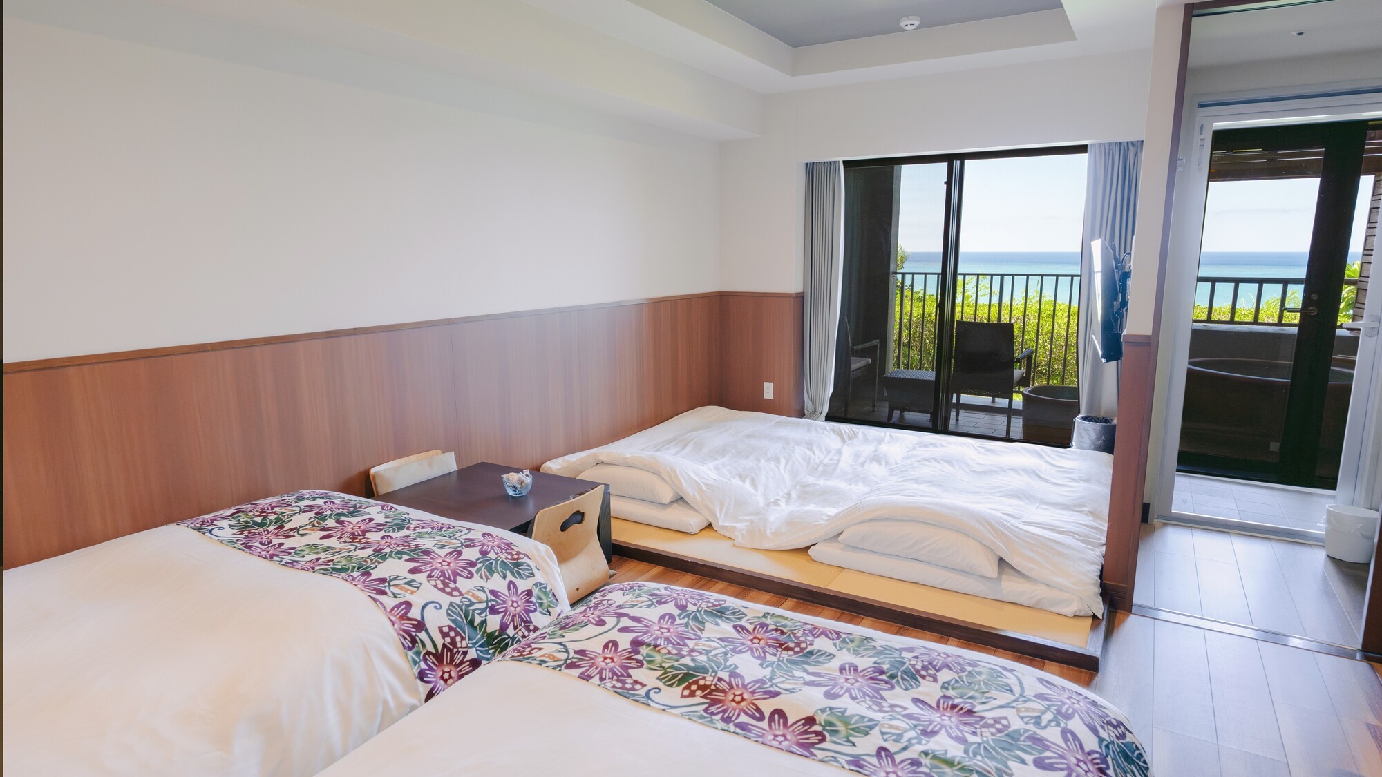 人気の高機能マットレス『エアウィーヴの四季布団』をご用意