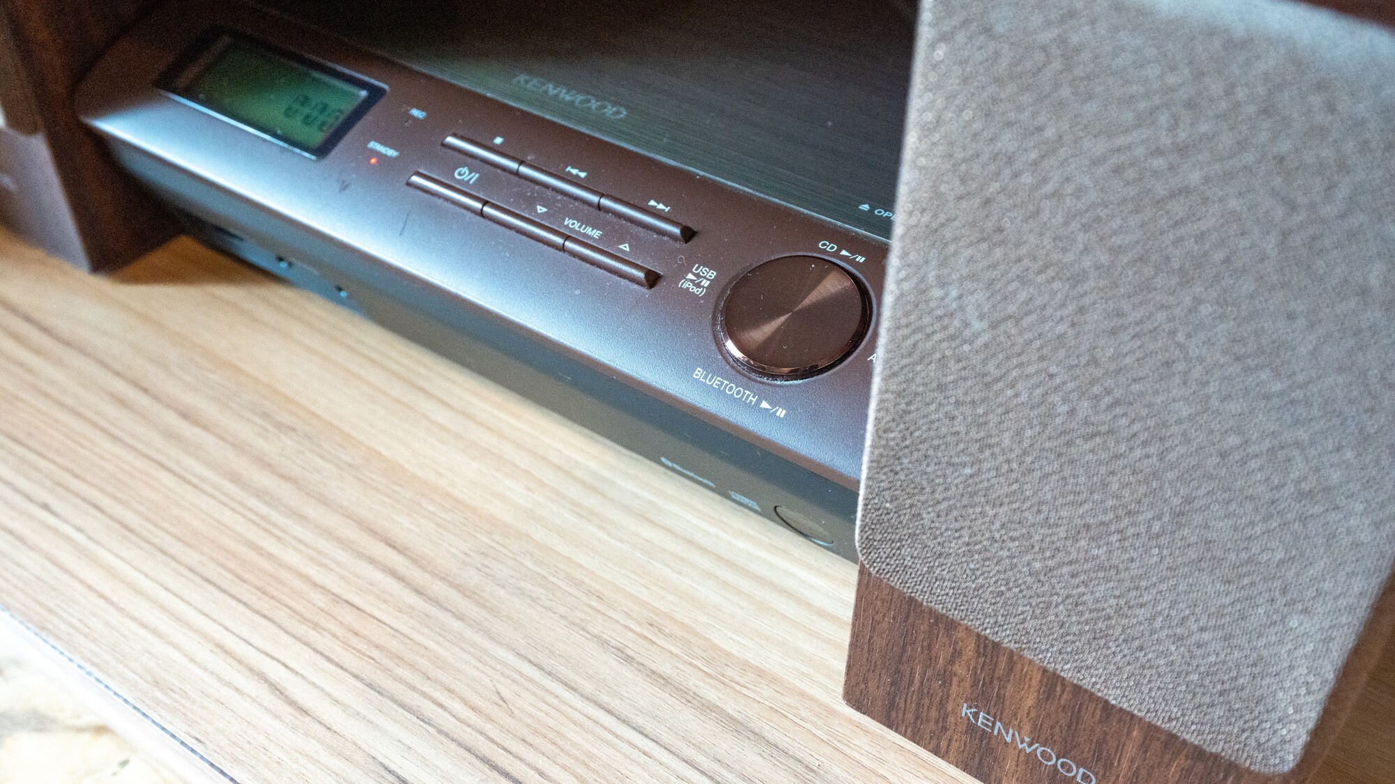 Bluetooth対応のミニコンポをご用意