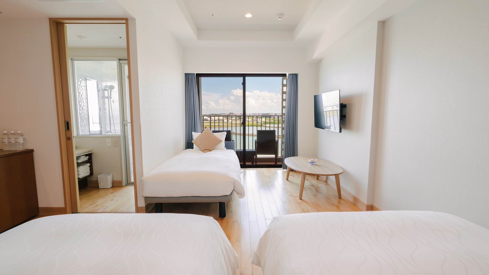 3名様でも空間を最大限に活かしたレイアウト