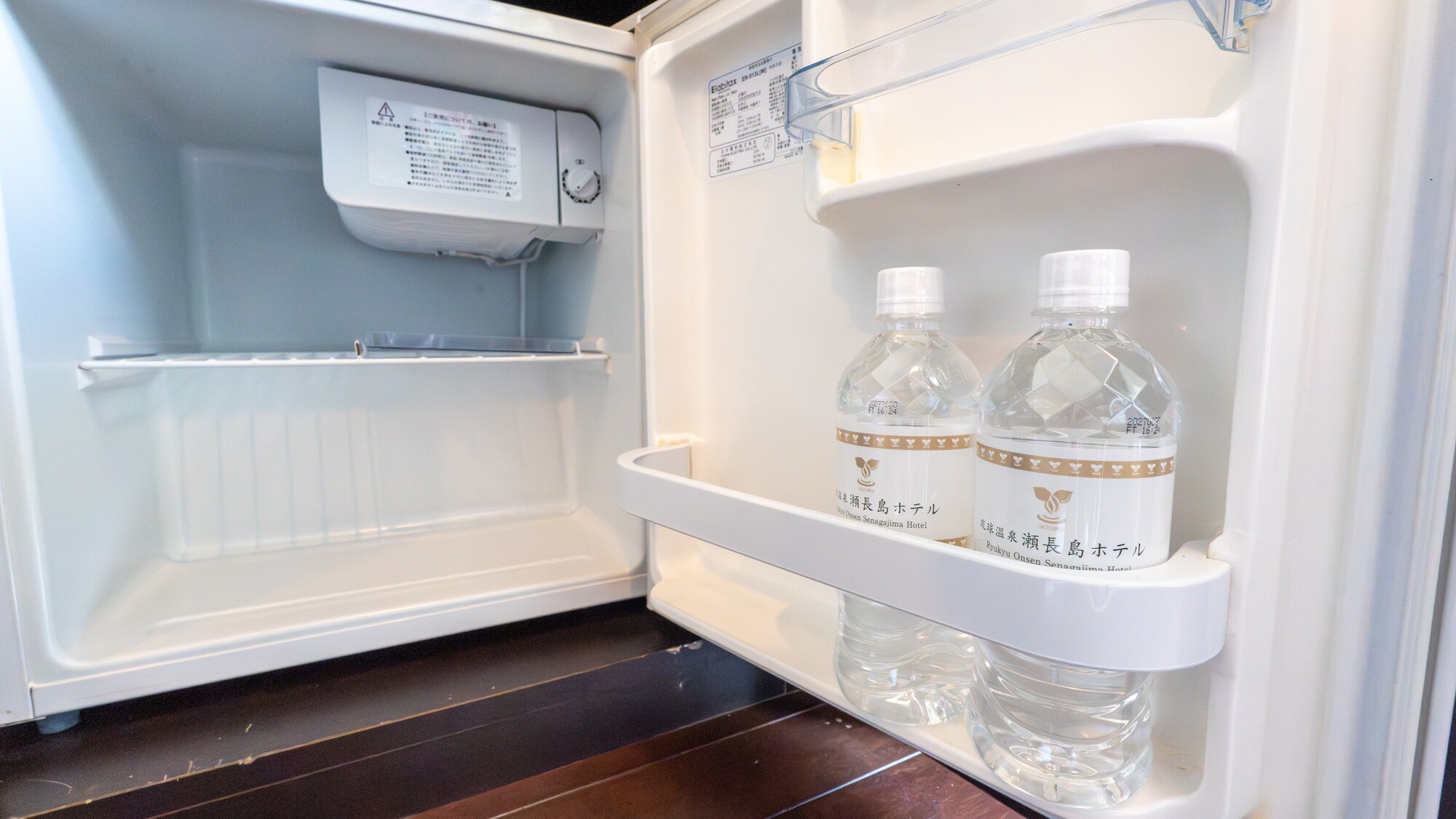 お好みの飲み物の持ち込みも可能な冷蔵庫