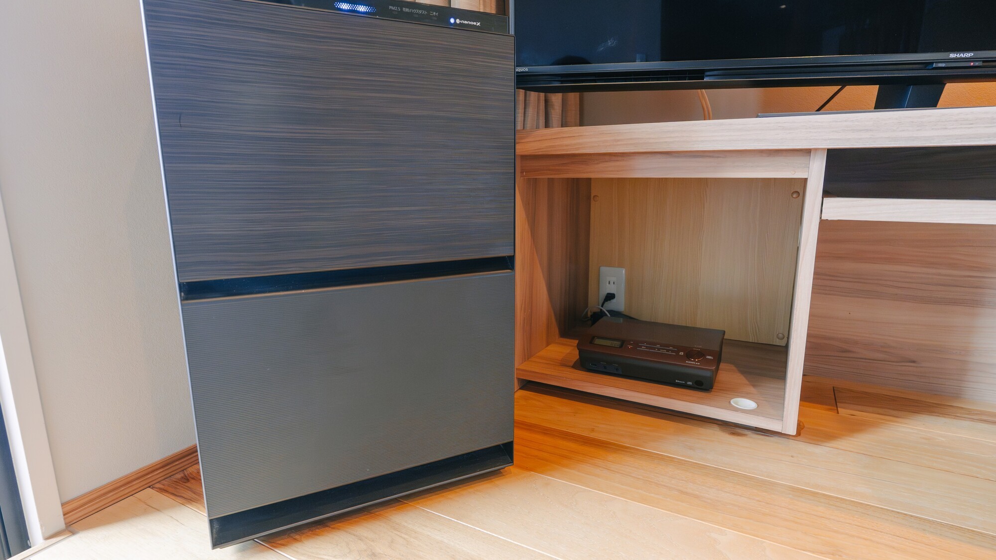 Panasonic製の加湿機能付き空気清浄機を設置