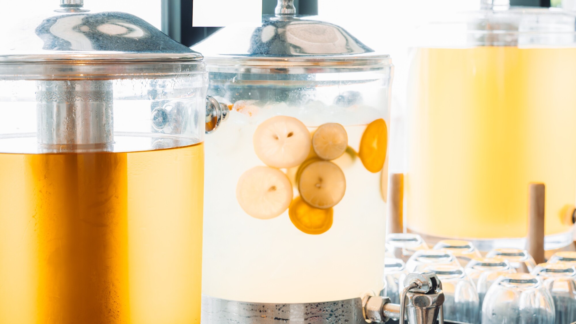 デトックスドリンク＆県産無農薬琉球ハーブティー