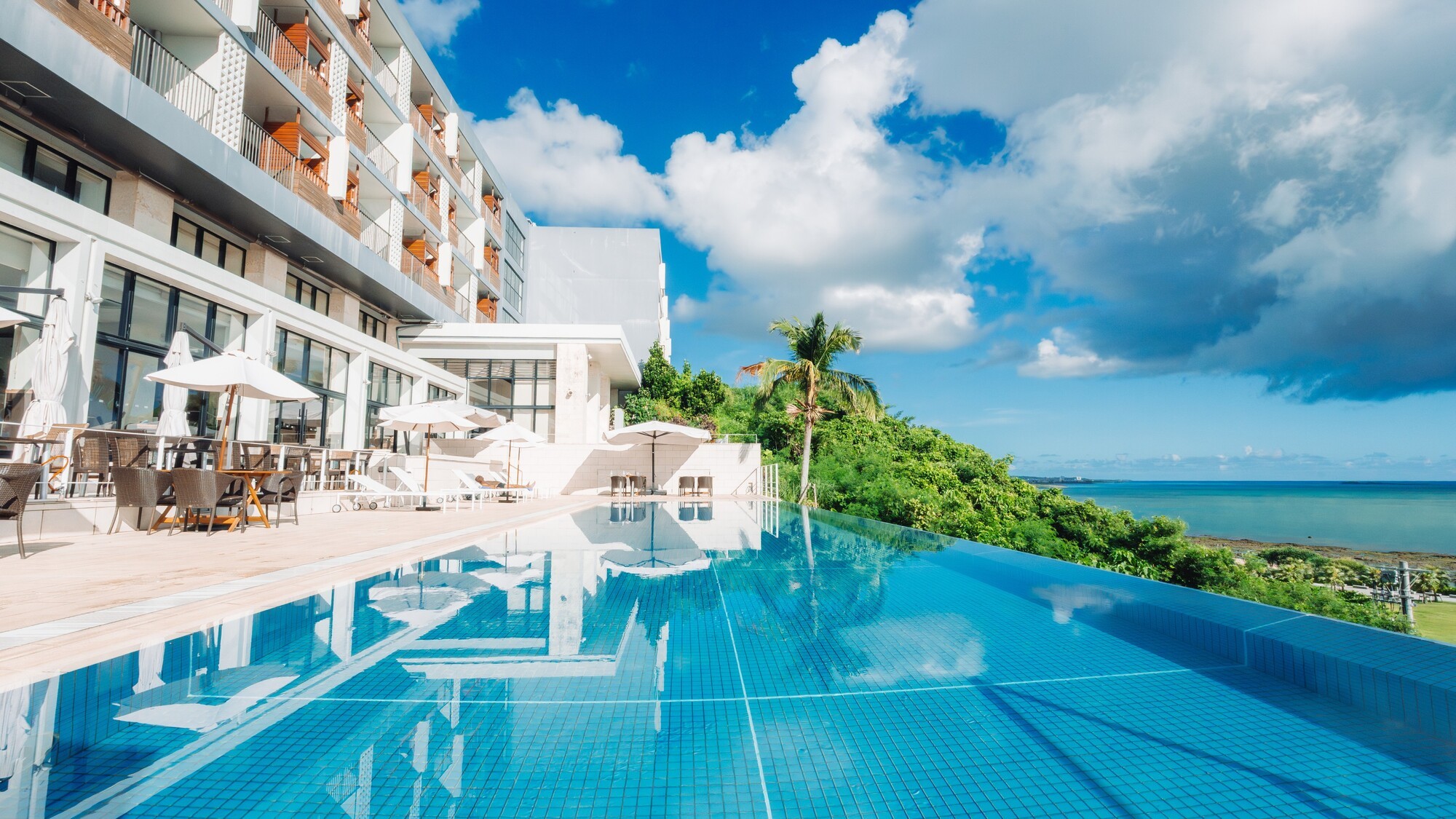 この開放感こそ、沖縄リゾートの醍醐味