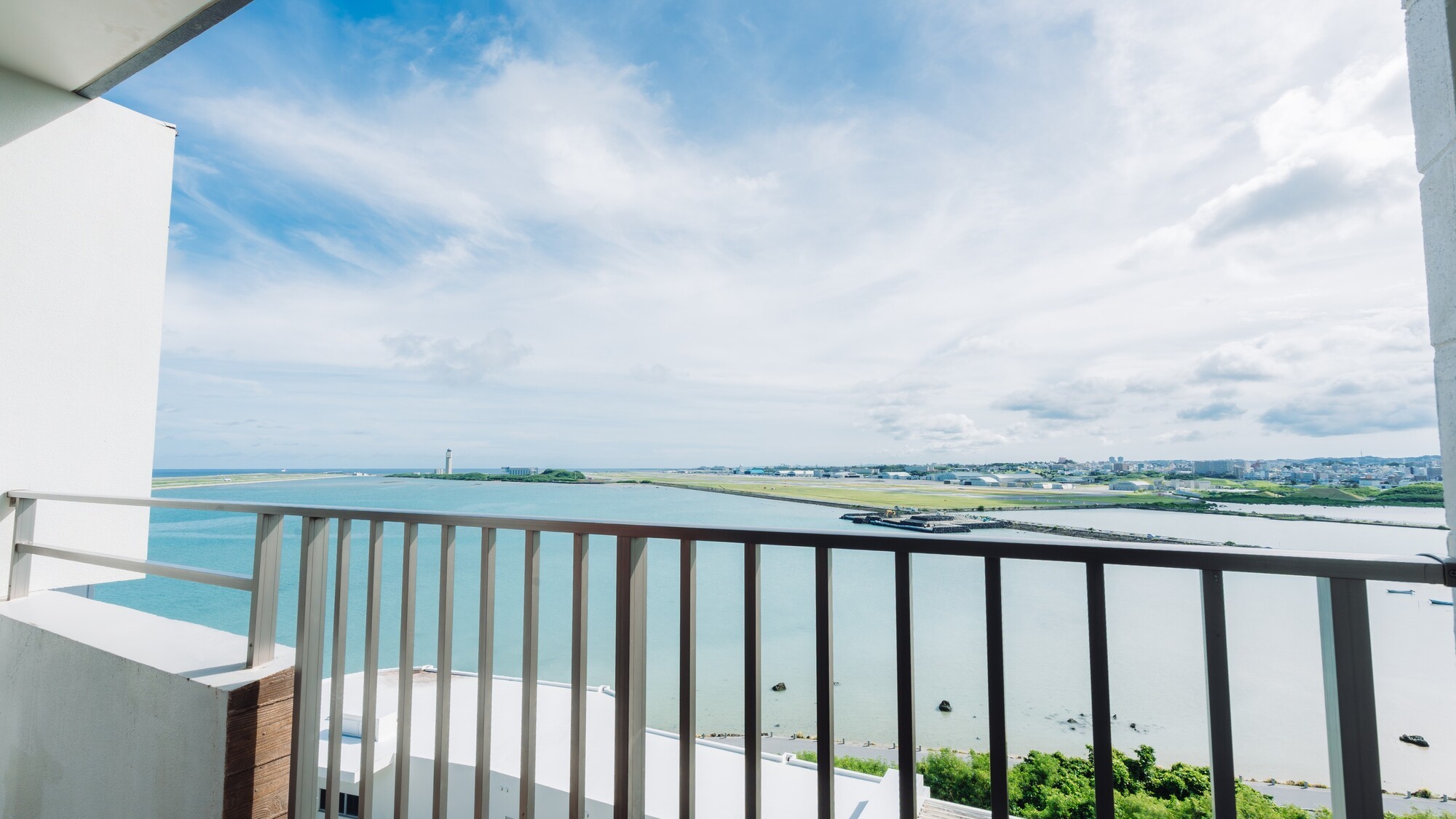 遮るもののない大パノラマの贅沢な時間