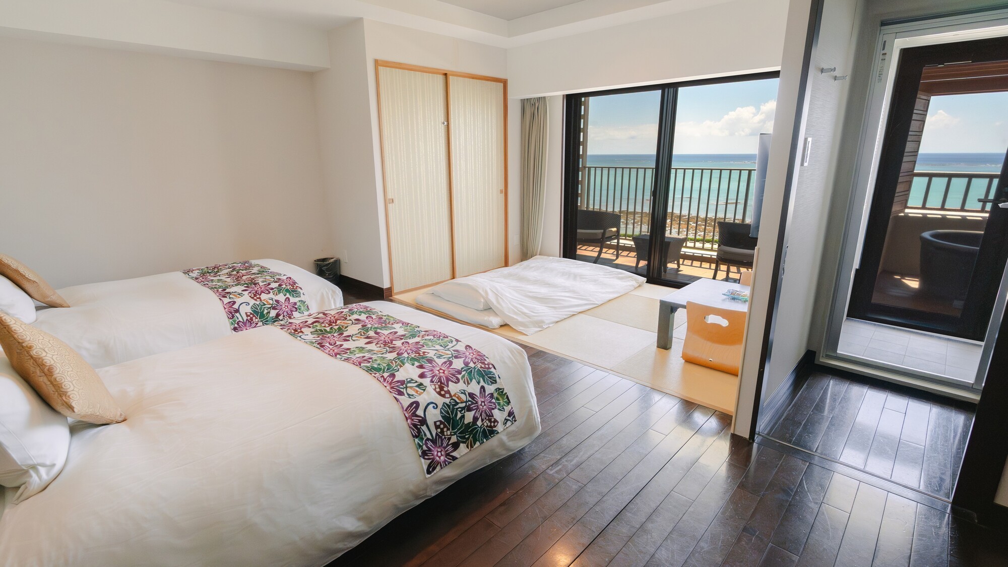 ご家族やご友人との特別な沖縄ステイをお楽しみください