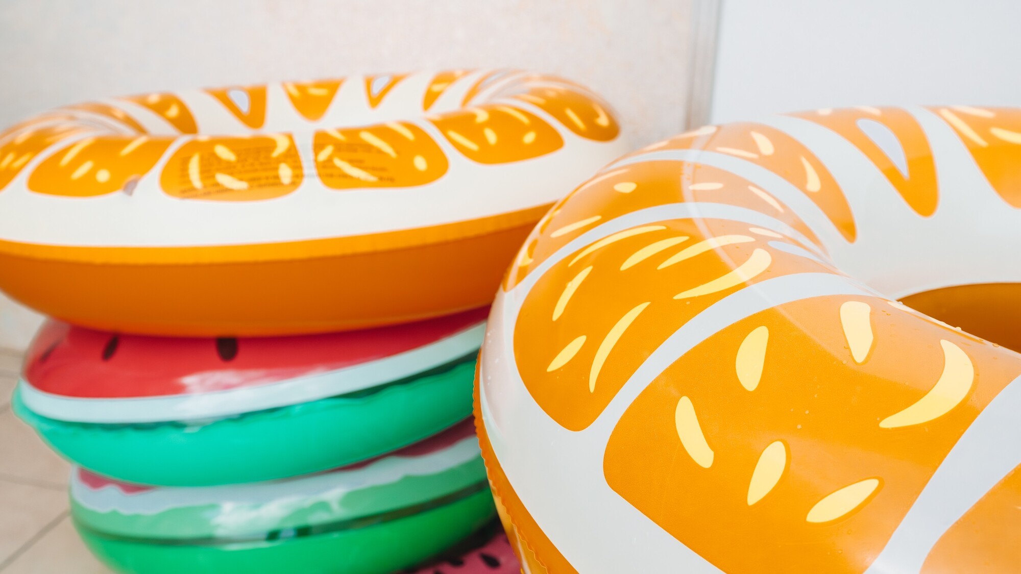 インスタ映えする可愛い浮き輪を無料で貸し出し