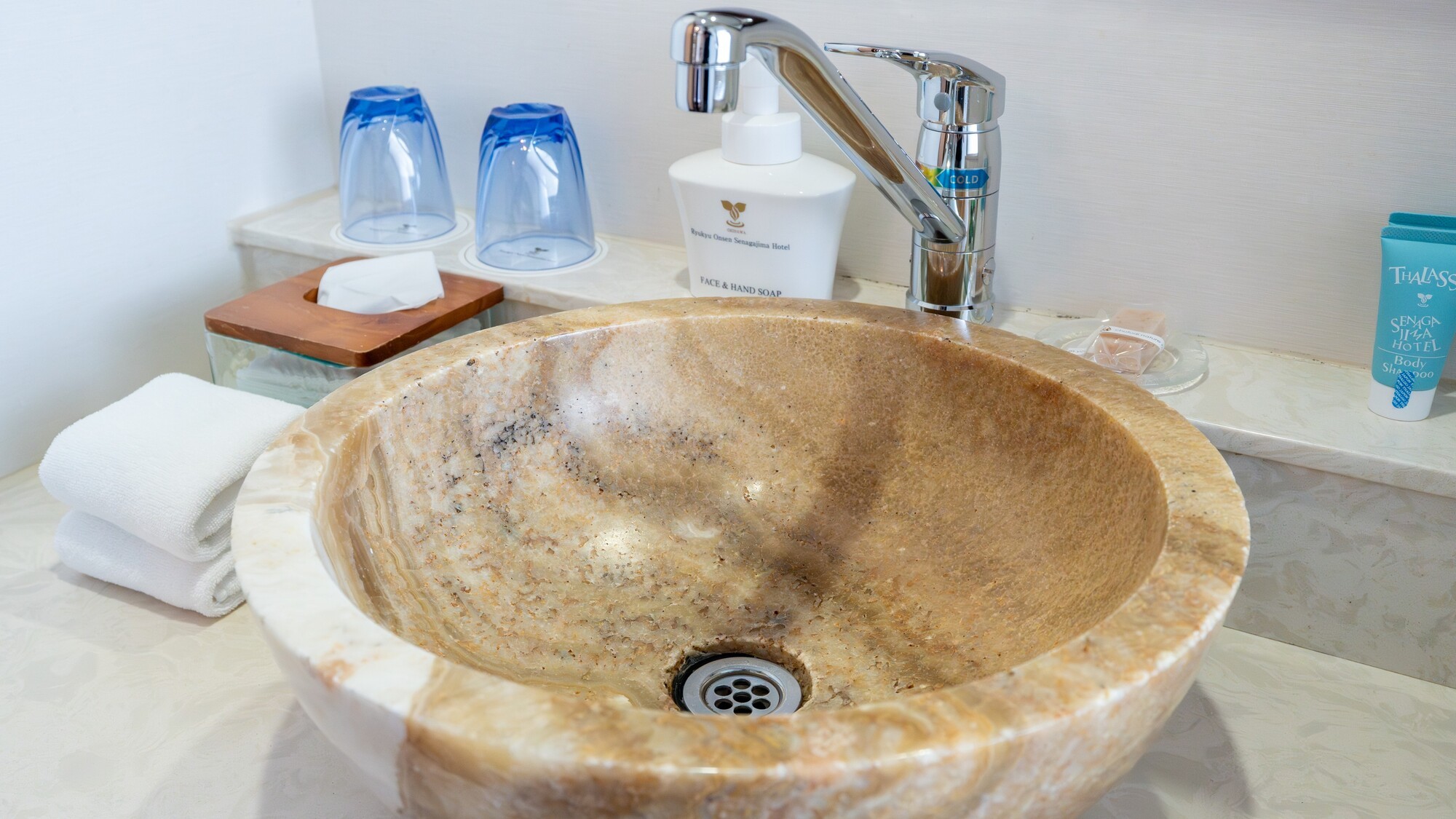 空間に上質さを添えるこだわりの洗面台