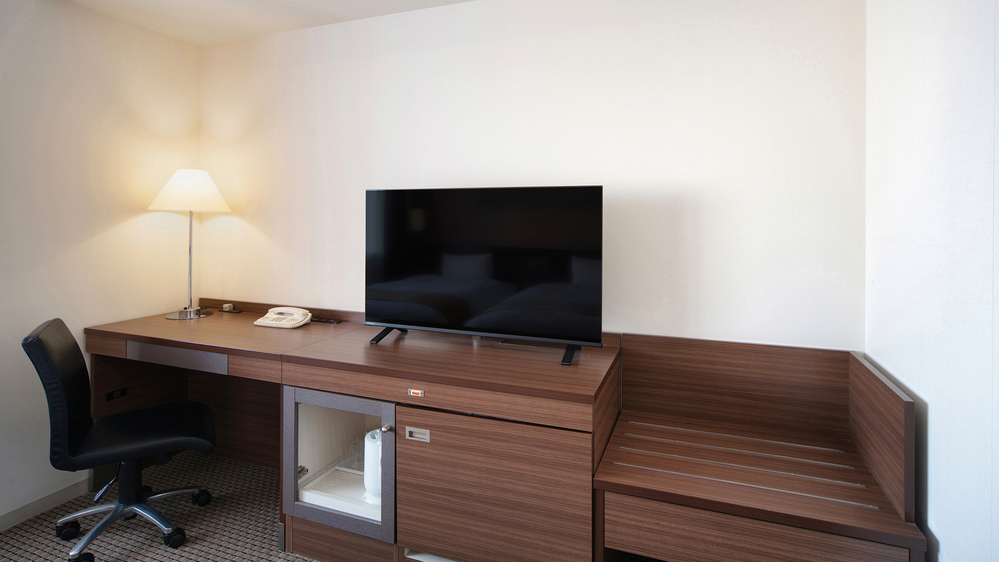 【バス・トイレ別】デラックスツイン　28㎡