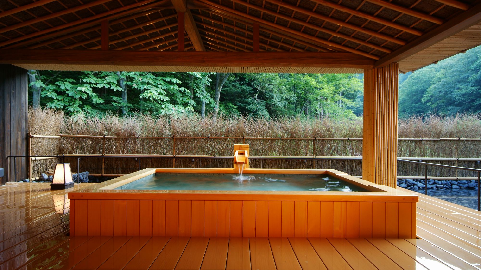 西村屋ホテル招月庭