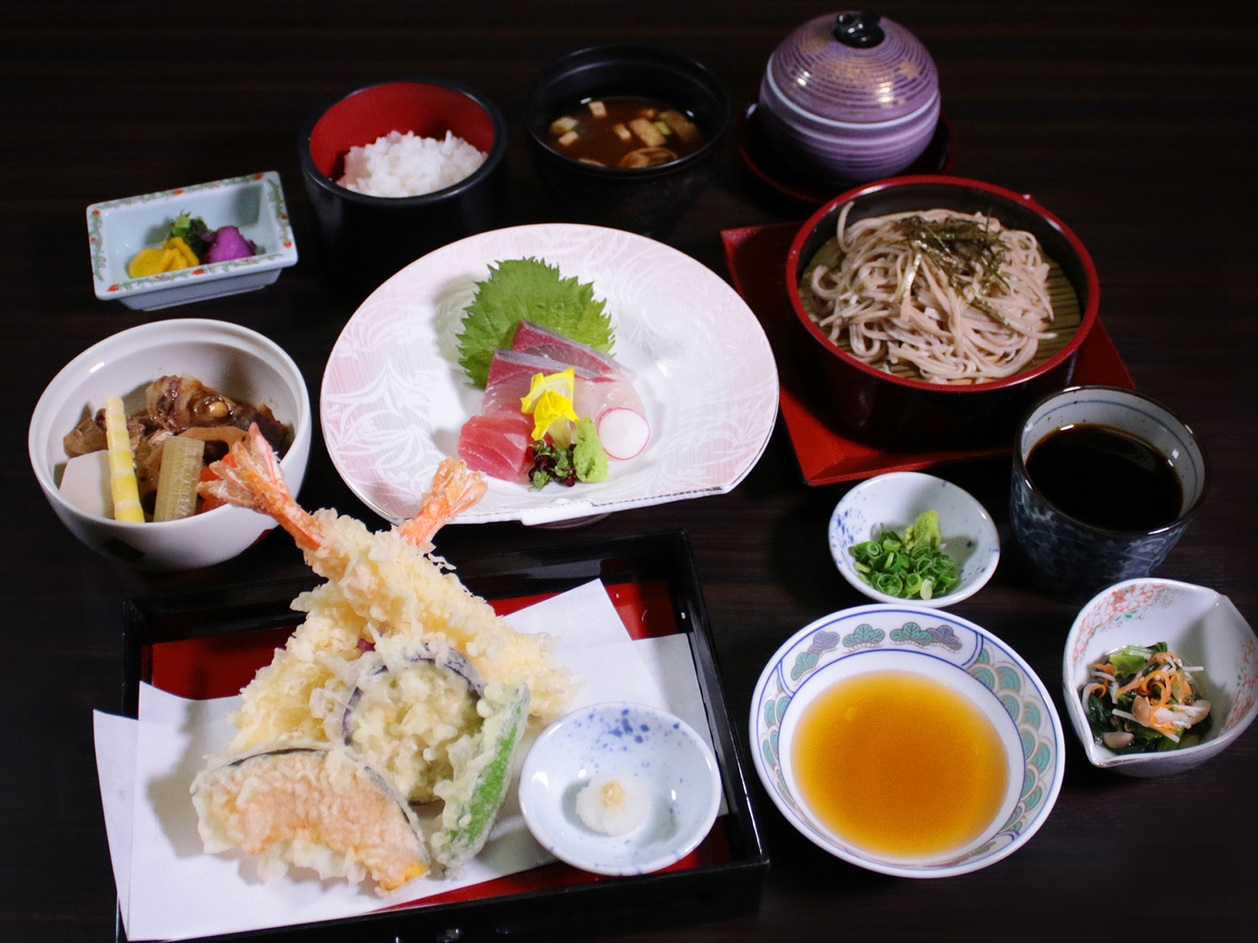 【二食付】胡麻油香る天麩羅と北海道余市の手打ち二八蕎麦御膳−雅−プラン★Wi-Fi・空気清浄機完備★