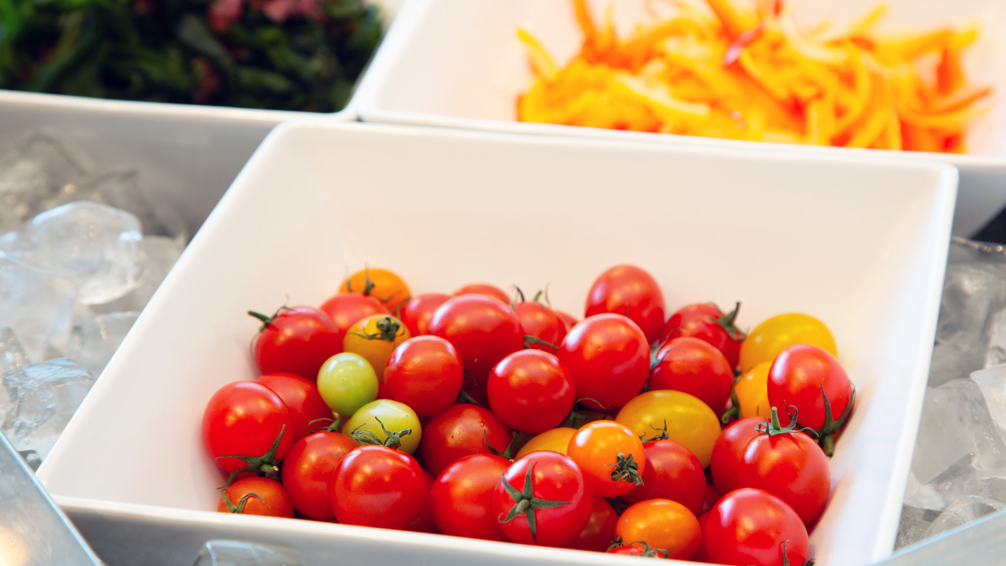 地元産のトマトなど、採れたてフレッシュな地産食材もご提供しております♪