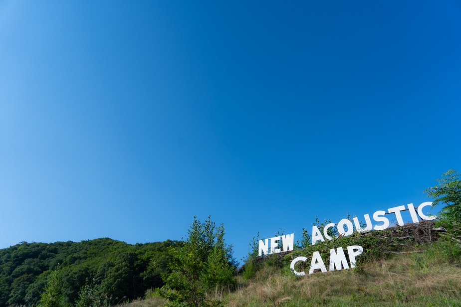 【New Acoustic Camp 2026】2日通し入場券＋朝食付プラン