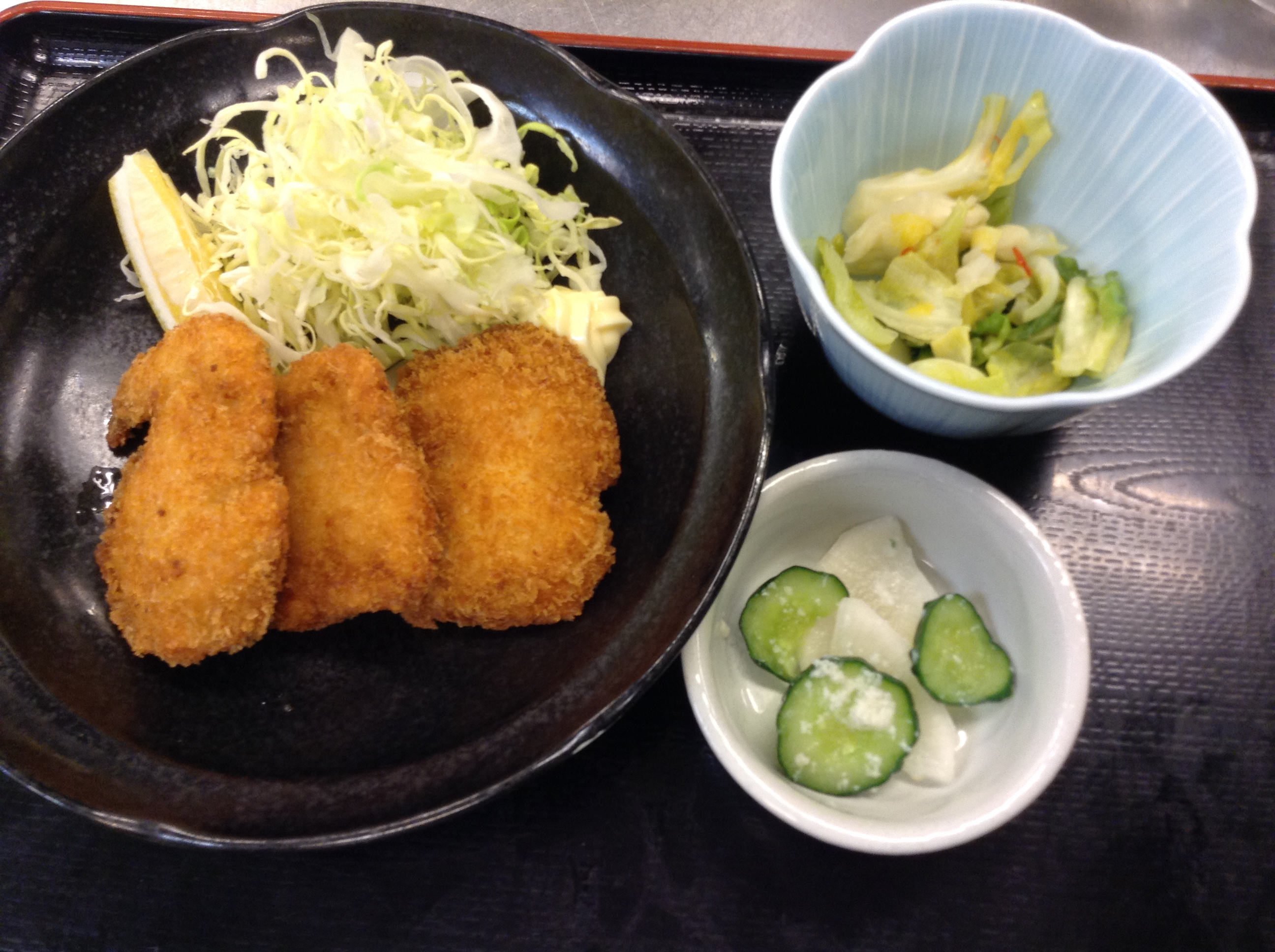 新メニュー　チキンカツ定食