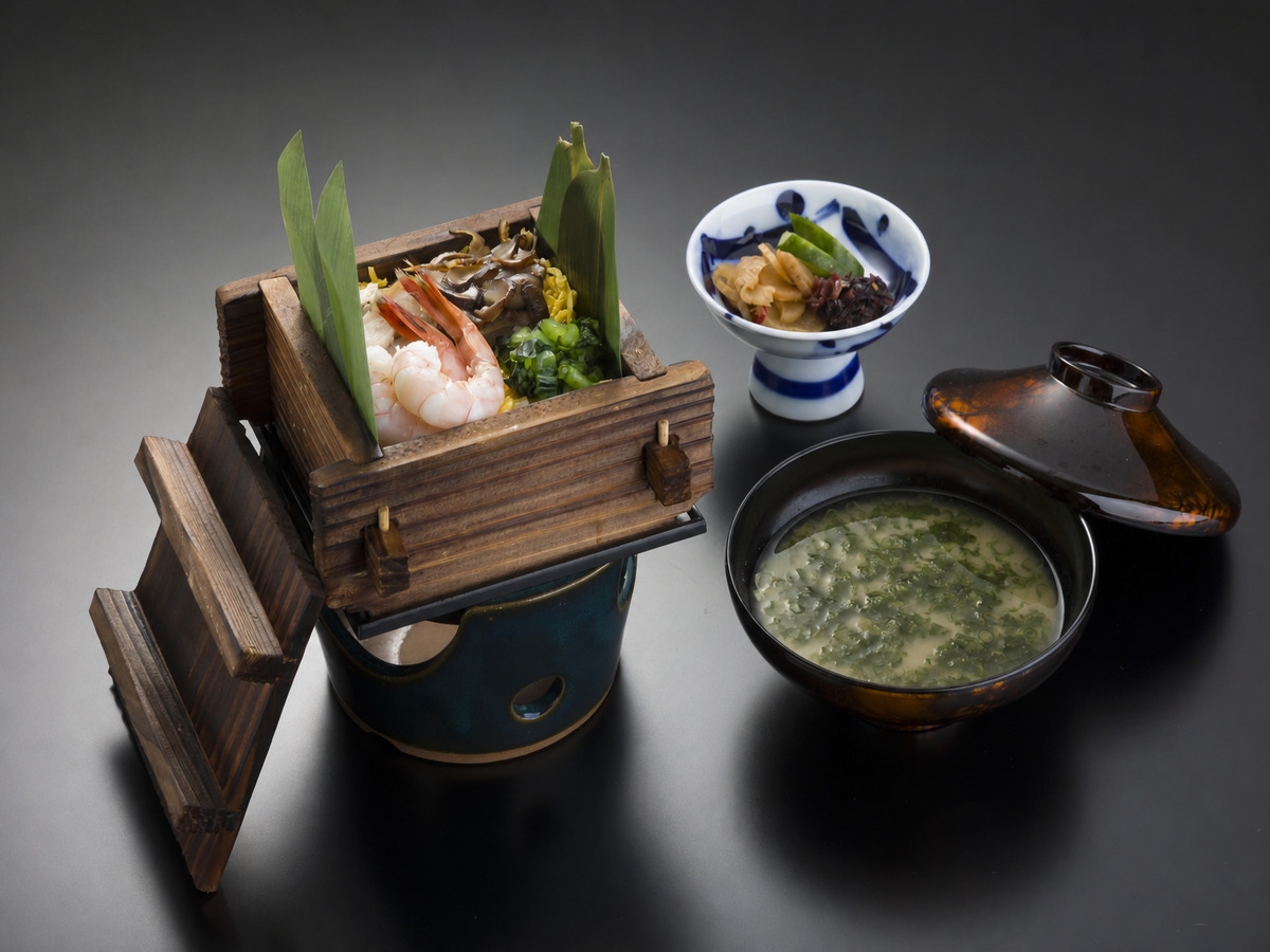 東京の名店「鈴なり」村田シェフ監修・薩摩の旬が輝く！匠が導く感動の美食温泉旅＜フリードリンク付き＞