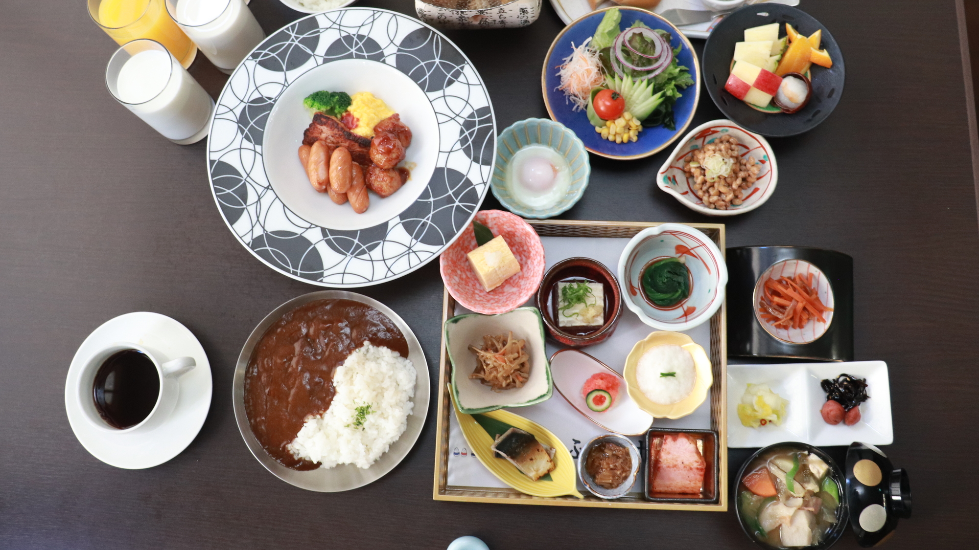 朝食ビュッフェ