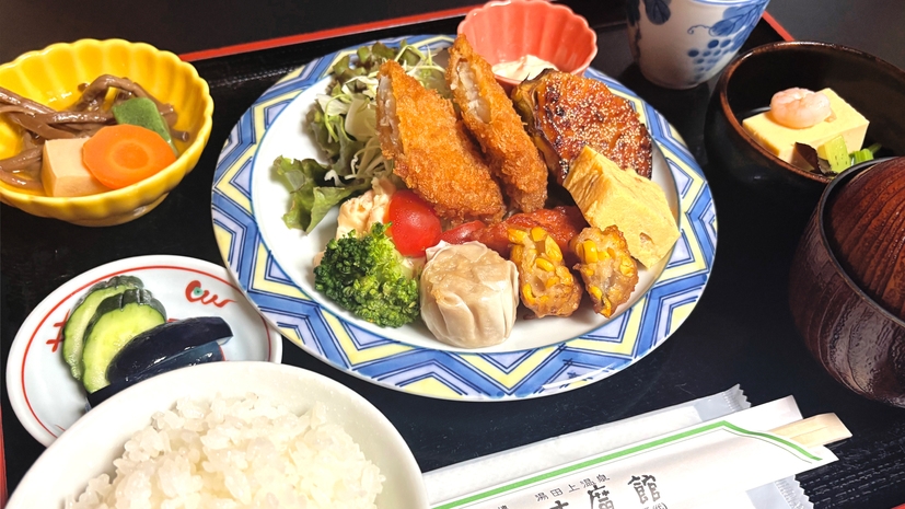 【地酒付き2食】ツーリング＆サイクリング応援！駐車場無料＆嬉しい特典付き★夕食はお部屋または個室で
