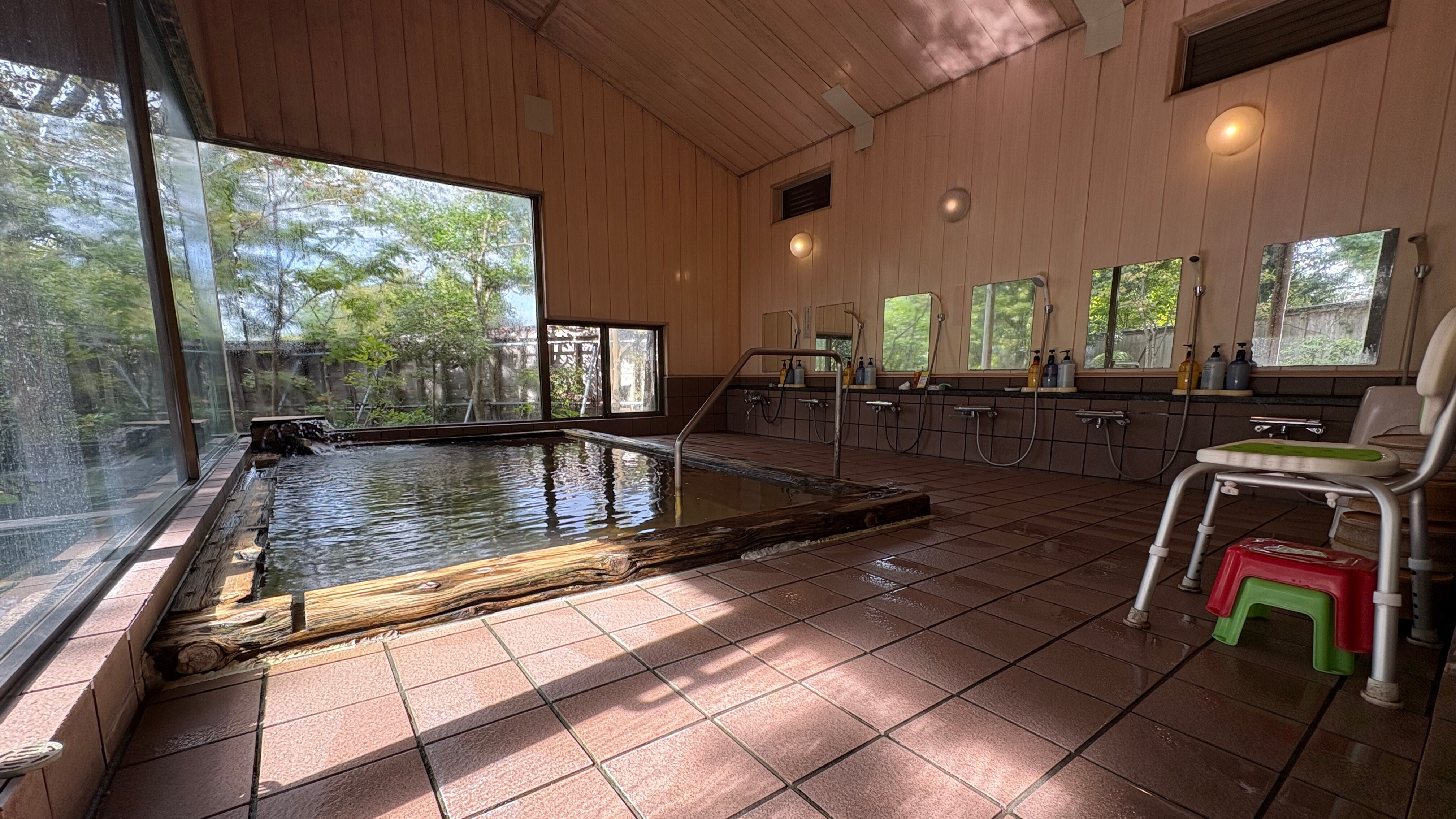 ひのき　内風呂